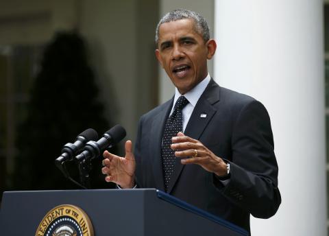 U.S. President Barack Obama delivers an announcement on the number of U.S. troops that will remain in Afghanistan after the formal troop drawdown at the end of this year, in the White House Rose Garden in Washington