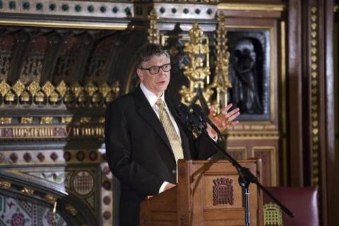 Bill Gates answers questions after giving a lecture on international aid to parliamentarians and guests in the Robing Room of the House of Lords in the Palace of Westminster, London, November 10, 2014. PHOTO BY REUTERS/Tim Ireland