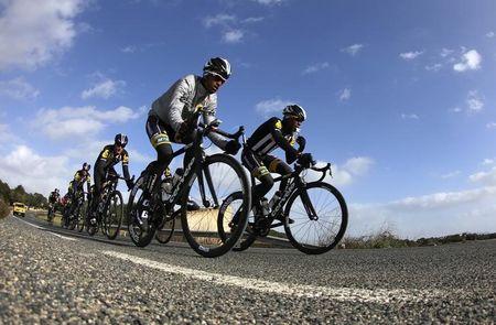 Eritrean cyclist Natnael Berhane (L) and Adrien Niyonshuti of Rwanda lead fellow MTN-Qhubeka team team members during a training ride on the Spanish island of Mallorca January 24, 2015. PHOTO BY REUTERS/Enrique Calvo