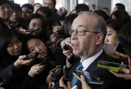 U.S. Assistant Secretary of State for East Asian and Pacific Affairs Daniel Russel answers reporters' question during a news conference after a meeting with South Korea's senior officials at the Foreign Ministry in Seoul, March 17, 2015. REUTERS/Kim Hong-Ji