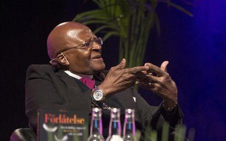 Desmond Tutu, retired South African Anglican archbishop, talks about his book "Forlatelse", or "The Book of Forgiving", written in collaboration with his daughter Mpho Tutu, at a book fair in Goteborg, September 26, 2014. PHOTO BY REUTERS/Fredrik Sandberg
