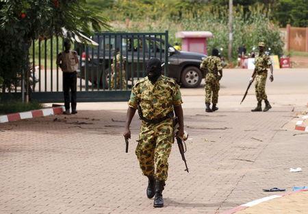 Presidential guard members arrive at the Laico hotel in Ouagadougou, Burkina Faso, September 20, 2015. PHOTO BY REUTERS/Joe Penney