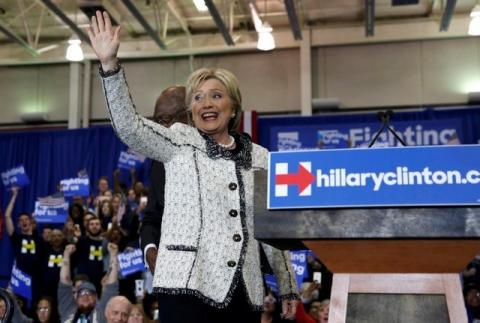 Democratic U.S. presidential candidate Hillary Clinton waves to supporters as she arrives at her South Carolina primary night party in Columbia, South Carolina, February 27, 2016. PHOTO BY REUTERS/Jonathan Ernst