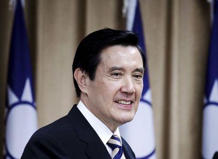 Taiwan President Ma Ying-jeou arrives at Taiwan's Mainland Affairs Council in Taipei, Taiwan, April 29, 2015. PHOTO BY REUTERS/Pichi Chuang