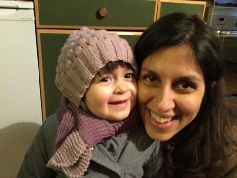 Nazanin Zaghari-Ratcliffe and her daughter Gabriella pose for a photo in London, Britain February 7, 2016. PHOTO BY REUTERS/Karl Brandt