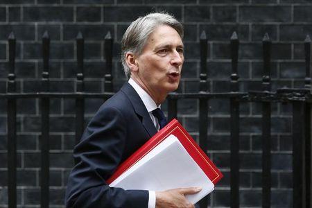 Britain's Foreign Secretary Philip Hammond arrives to attend a cabinet meeting at Number 10 Downing Street in London, Britain, September 8, 2015. PHOTO BY REUTERS/Stefan Wermuth