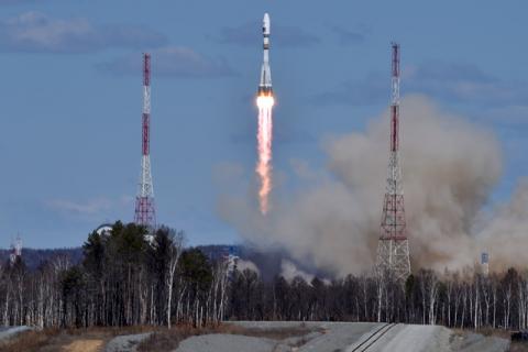 A Russian Soyuz 2.1a rocket carrying Lomonosov, Aist-2D and SamSat-218 satellites leaves a trail of smoke as it lifts off from the new Vostochny cosmodrome outside the city of Uglegorsk, about 200 km from the city of Blagoveshchensk in the far eastern Amur region, April 28, 2016. PHOTO BY REUTERS/Kirill Kudryavtsev