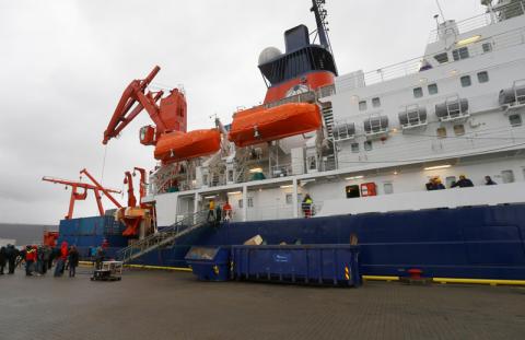 People board the Arctic research expedition ship RV Polarstern in Breivika harbour in Tromso, Norway, September 20, 2019. PHOTO BY REUTERS/Ints Kalnins