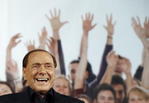 Forza Italia party (PDL) leader Silvio Berlusconi speaks during a Northern League rally in Bologna, central Italy, November 8, 2015. PHOTO BY REUTERS/Stefano Rellandini
