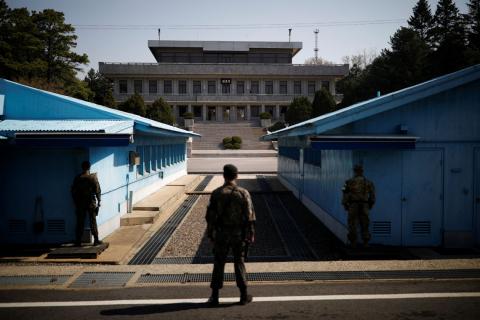 South Korean soldiers stand guard at the truce village of Panmunjom inside the demilitarized zone (DMZ) separating the two Koreas, South Korea, April 18, 2018. PHOTO BY REUTERS/Kim Hong-Ji