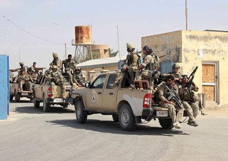 Afghan special forces arrive for a battle with the Taliban in Kunduz city, northern Afghanistan, September 29, 2015. PHOTO BY REUTERS/Stringer