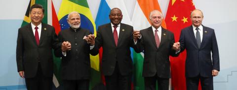 China's President Xi Jinping, Indian Prime Minister Narendra Modi, South Africa's President Cyril Ramaphosa, Brazil's President Michel Temer and Russia's President Vladimir Putin pose for a group picture at the BRICS summit meeting in Johannesburg, South Africa, July 26, 2018. PHOTO BY REUTERS/Mike Hutchings