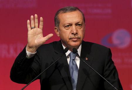 Turkey's President Tayyip Erdogan makes a speech during a graduation ceremony in Ankara, Turkey, June 11, 2015. PHOTO BY REUTERS/Umit Bektas