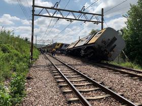 The site of a train crash is seen Pretoria, South Africa January 8, 2019 in this picture obtained from social media. PHOTO BY REUTERS/TWITTER/@ABRAMJEE