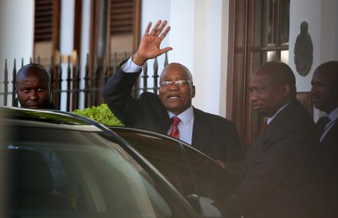 President Jacob Zuma leaves Tuynhuys, the office of the Presidency at parliament after the announcement that his State of the Nation address had been postponed in Cape Town, South Africa, February 6, 2018. PHOTO BY REUTERS/Sumaya Hisham