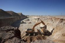 Heavy machinery is seen at a phosphate mine at Boucraa factory of the National Moroccan phosphate company (OCP) situated in the southern provinces, 100 km southwest of the town of Laayoune, February 18, 2016. PHOTO BY REUTERS/Youssef Boudlal