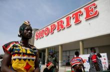 A man looks on at the newly commissioned Shoprite store at Novare Gateway mall Abuja, Nigeria, November 30, 2017. PHOTO BY REUTERS/Afolabi Sotunde