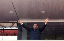 Sudan's President Omar al-Bashir waves to the crowds at the John Garang's Mausoleum in Juba, South Sudan, October 31, 2018. PHOTO BY REUTERS/Andreea Campeanu