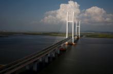 A general view shows the unfinished New Yalu River bridge that was designed to connect China's Dandong New Zone, Liaoning province, and North Korea's Sinuiju, September 11, 2016. PHOTO B REUTERS/Thomas Peter