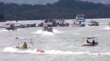 A ferry sinks in the Guatape reservoir near Medellin, Colombia June 25, 2017 in this still image taken from video obtained from social media. PHOTO BY REUTERS/Louisa Murphy