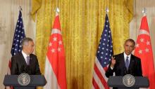 U.S. President Barack Obama and Singapore Prime Minister Lee Hsien Loong (L) speak during a news conference at the White House in Washington, U.S., August 2, 2016. PHOTO BY REUTERS/Joshua Roberts