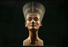A Queen Nefertiti bust is pictured in a file photo. PHOTO BY REUTERS/Michael Sohn