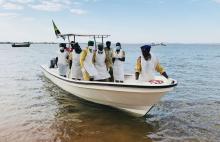 Tanzanian police and rescuers transport bodies of passengers retrieved after a ferry MV Nyerere overturned off the shores of Ukara Island in Lake Victoria, Tanzania, September 22, 2018. PHOTO BY REUTERS/Jackson Njehia