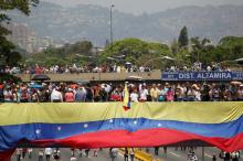 Opposition supporters attend a rally against Venezuela's President Nicolas Maduro in Caracas, Venezuela, April 24, 2017. PHOTO BY REUTERS/Christian Veron