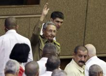 Cuba's President Raul Castro waves to the crowd during a ceremony in Havana, February 24, 2015. PHOTO BY REUTERS/Enrique De La Osa