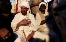 Sudanese leading opposition figure Sadiq al-Mahdi meets his supporters after he returned from nearly a year in self-imposed exile in Khartoum, Sudan, December 19, 2018. PHOTO BY REUTERS/Mohamed Nureldin Abdallah