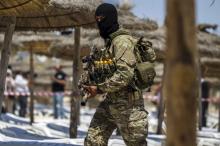 TUNIS (Reuters) - Tunisian security forces said on Thursday that they had broken up an al Qaeda-linked militant cell with 10 members that was active near the coastal city of Sousse.  The interior ministry said in a statement that the group had used the Telegram encrypted messaging system to communicate with associates inside and outside Tunisia, and was plotting to carry out "terrorist operations", without giving further details.  The cell had links to Okba Ibn Nafaa, an al Qaeda-linked group based in the M