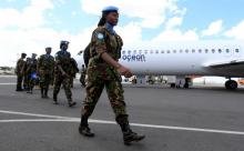 Kenya Defence Forces (KDF) soldiers, the first batch of the troops who had served in the U.N. peacekeeping mission in South Sudan, arrive at the Jomo Kenyatta international airport in Nairobi Kenya, November 9, 2016. PHOTO BY REUTERS/Thomas Mukoya