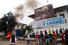 Supporters of Felix Tshisekedi, leader of Congolese main opposition party the Union for Democracy and Social Progress (UDPS) protest, after the opposition coalition chosen Martin Fayulu to be the candidate in a December presidential election, in Kinshasa, Democratic Republic of Congo, November 12, 2018. PHOTO BY REUTERS/Kenny Katombe