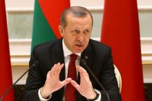 Turkish President Tayyip Erdogan speaks during a signing ceremony with Belarussian President Alexander Lukashenko in Minsk, Belarus, November 11, 2016. PHOTO BY REUTERS/Vasily Fedosenko