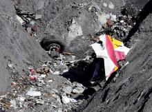Wreckage of the Airbus A320 is seen at the site of the crash, near Seyne-les-Alpes, March 26, 2015. PHOTO BY REUTERS/Emmanuel Foudrot
