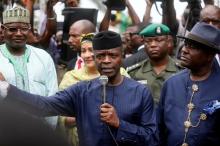 Nigeria's Vice-President Yemi Osinbajo flags off the clean-up in Ogoni land Bodo, Nigeria, during the start of an exercise to clean up pollution in Ogoniland, June 2, 2016. PHOTO BY REUTERS/Afolabi Sotunde