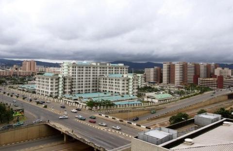 Traffic passes through intersecting roads in Nigeria's capital Abuja, file. PHOTO BY REUTERS/Afolabi Sotunde