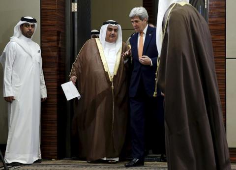 Bahrain's Foreign Minister Sheikh Khalid bin Ahmed Al Khalifa (2nd L) and U.S. Secretary of State John Kerry (R) arrive to speak to reporters ahead of the Gulf Cooperation Council (GCC) Ministerial meeting in Manama, Bahrain, April 7, 2016. PHOTO BY REUTERS/Jonathan Ernst
