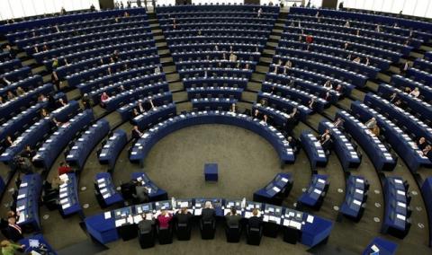 Members of the European Parliament attend a plenary session of the European institution in Strasbourg, October 20, 2008. PHOTO BY REUTERS/Vincent Kessler