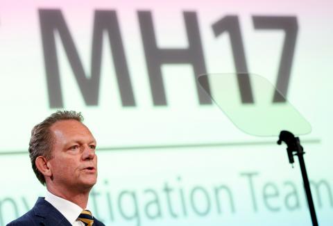 Fred Westerbeke, Chief Prosecutor of the Dutch Prosecutor's office, presents interim results in the ongoing investigation of the 2014 MH17 crash that killed 298 people over eastern Ukraine, during a news conference in Bunnik, Netherlands, May 24, 2018. PHOTO BY REUTERS/Francois Lenoir