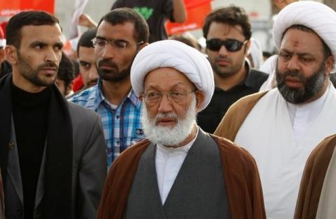 Bahrain's leading Shi'ite cleric Sheikh Isa Qassim takes part in an anti-government rally in Budaiya, west of Manama, Bahrai March 9, 2012. Bahrain has stripped the spiritual leader of the kingdom's Shi'ite Muslim majority of his citizenship on June 20, 2016. PHOTO BY REUTERS/Hamad I Mohammed