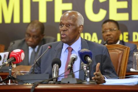Former Angolan President and MPLA leader, Jose Eduardo dos Santos attends a party central committee at a meeting in Luanda, Angola, December 2 ,2016. PHOTO BY REUTERS/Herculano Coroado