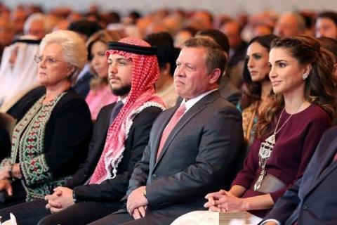 Jordan's King Abdullah (2nd R), his wife Queen Rania (R), Crown Prince Hussein (2nd L) and Princess Muna (L) attend a ceremony to mark the desert kingdom's 70th Independence Day in Amman, Jordan, May 25, 2016. PHOTO BY REUTERS/Khalil Mazraawi 