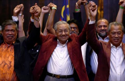 Mahathir Mohamad, former Malaysian prime minister and opposition candidate for Pakatan Harapan (Alliance of Hope) reacts during a news conference after general election, in Petaling Jaya, Malaysia, May 9, 2018. PHOTO BY REUTERS/Lai Seng Sin