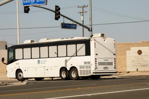 Immigration and Customs Enforcement (ICE) detainees arrive at FCI Victorville federal prison in Victorville, California, U.S., June 8, 2018. PHOTO BY REUTERS/Patrick T. Fallon
