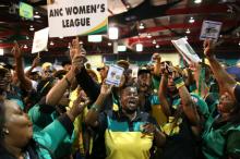 ANC members chant slogans at the 54th National Conference of the ruling African National Congress (ANC) at the Nasrec Expo Centre in Johannesburg, South Africa, December 16, 2017. PHOTO BY REUTERS/Siphiwe Sibeko