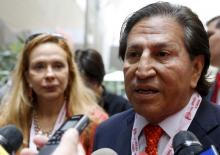 Former Peru's President Alejandro Toledo and his wife Eliane Karp arrives to the 2015 IMF/World Bank Annual Meetings in Lima, Peru, October 8, 2015. PHOTO BY REUTERS/Guadalupe Pardo