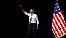 U.S. President Barack Obama waves as he arrives to speak at a fundraiser for Washington Governor Jay Inslee in Seattle, June 24, 2016. PHOTO BY REUTERS/Kevin Lamarque