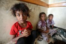 Children sit in a classroom of a school to which they have been evacuated from a village near Hodeidah airport amid fighting between government forces and Houthi fighters in Hodeidah, Yemen, June 17, 2018. PHOTO BY REUTERS/Abduljabbar Zeyad