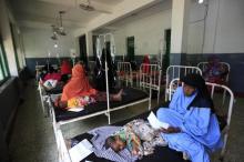 Internally displaced children, who are suffering from cholera, sleep in the paediatric ward of Banadir Hospital in Mogadishu, September 28, 2013. PHOTO BY REUTERS/Omar Faruk